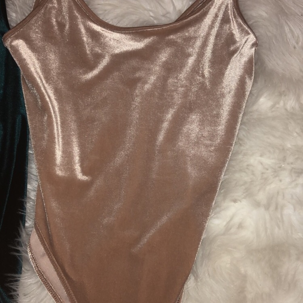 3 velvet body suits very comfortable !